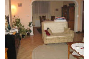 Serbia Privát Apatin, Esterno